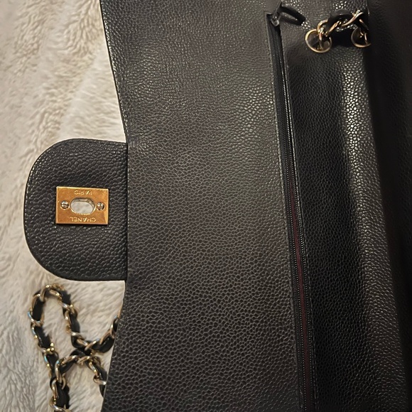 SOLD SOLD Do not buy Sold Jumbo caviar Double Flap. With GHW - Picture 5 of 9